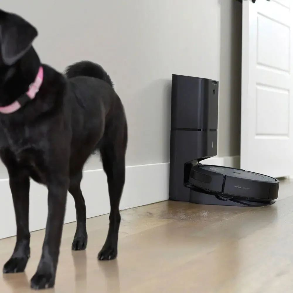 Open Box - iRobot Roomba i3  Wi-Fi Connected Self-Emptying Robot Vacuum Black
