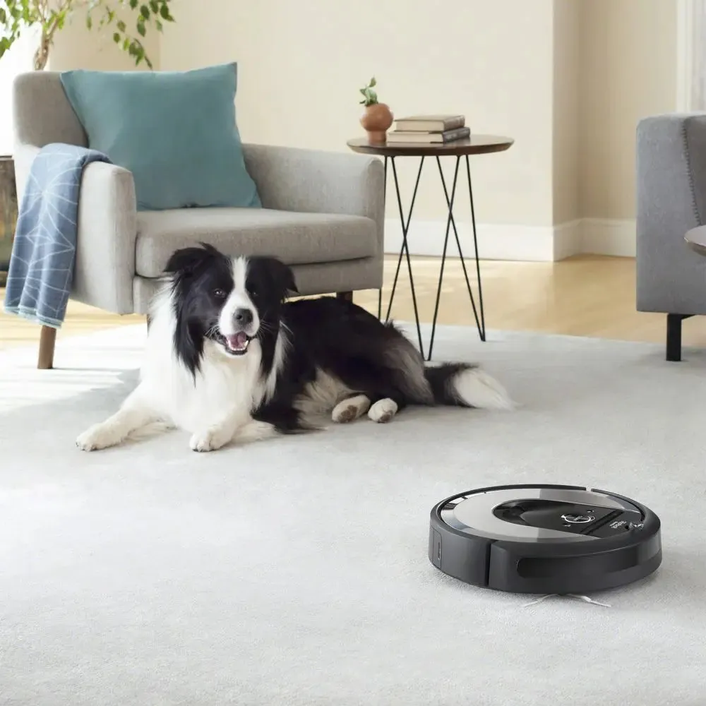 Open Box - iRobot Roomba i6  Wi-Fi Robot Vacuum with Automatic Dirt Disposal
