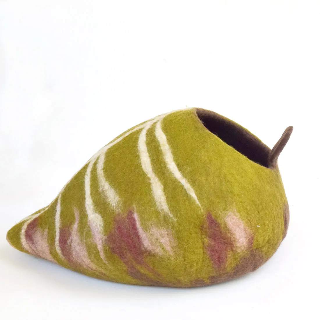 Organic Felt Wool Cat Caves (multiple colours)
